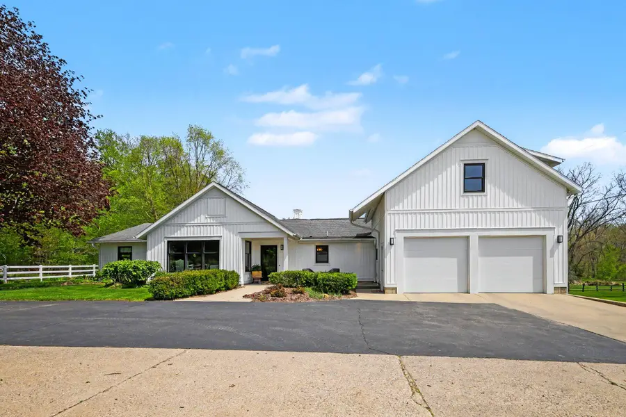 460 92nd Street Sw, Byron Center, MI 49315 - #2