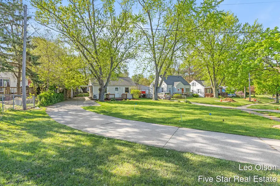 2610 Riley Avenue Sw, Wyoming, MI 49509 - #2