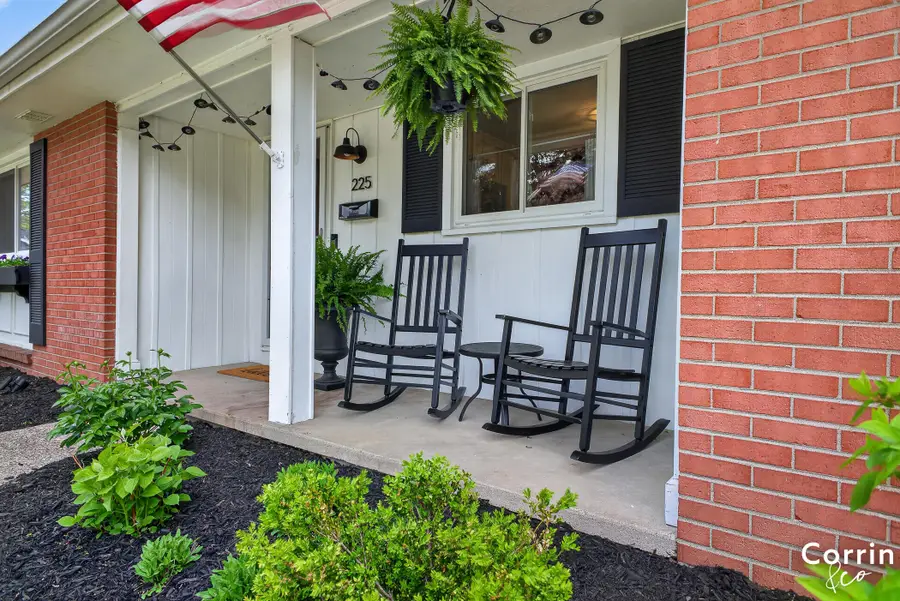 225 S Park Street, Zeeland, MI 49464 - #2