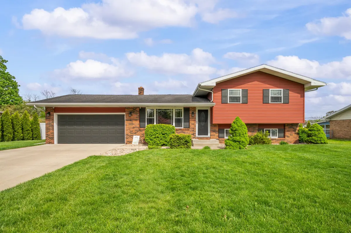 821 E Park Drive, Niles, MI 49120 - #1