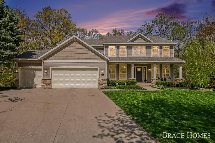 3726 Atwater Hills Court Ne, Grand Rapids, MI 49525 - #2