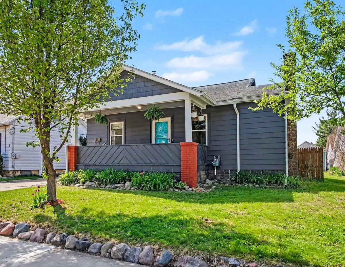 408 Kenwood Street Ne, Grand Rapids, MI 49505 - #1