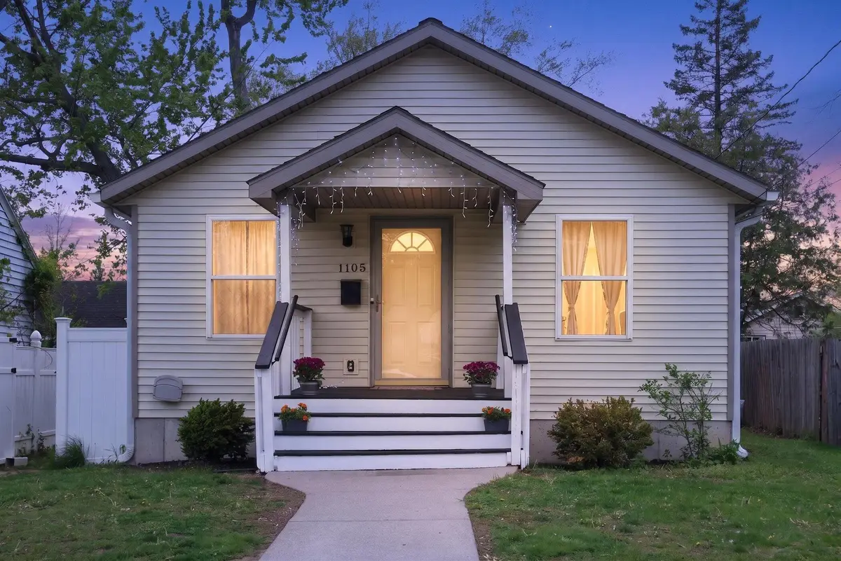 1105 Hazen Street Se, Grand Rapids, MI 49507 - #1