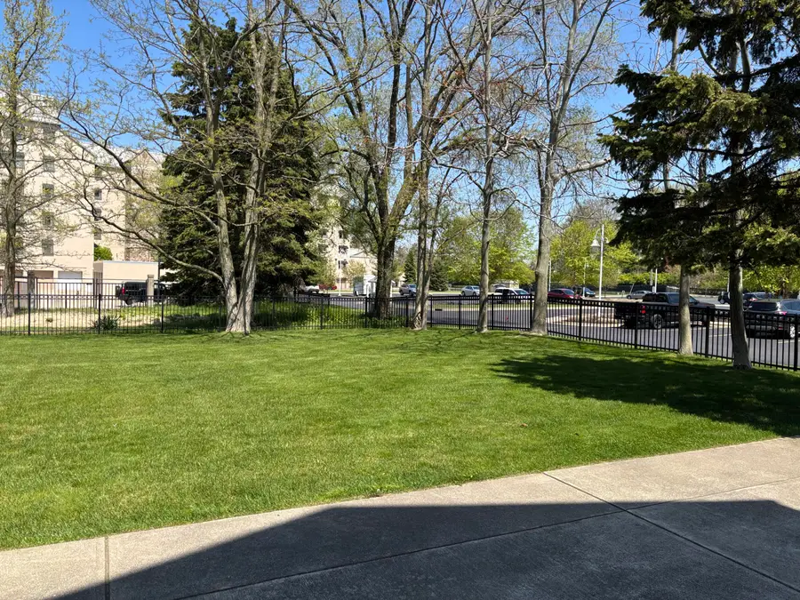 320 Lake Street, Saint Joseph, MI 49085 - #2