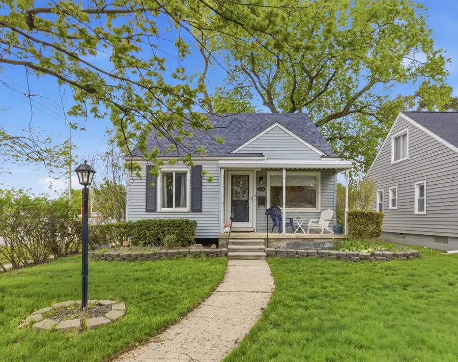 3224 N Wilson Avenue, Royal Oak, MI 48073 - #2