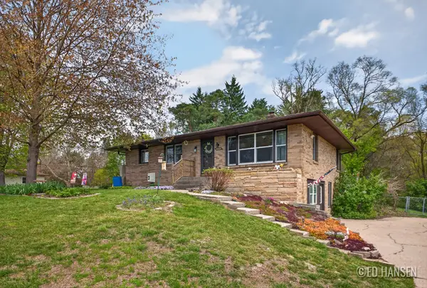 6044 Belmont Avenue Ne, Belmont, MI 49306