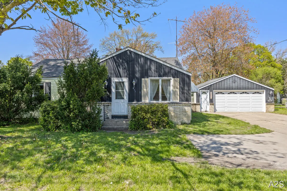 711 Riley Street, Holland, MI 49424 - #1