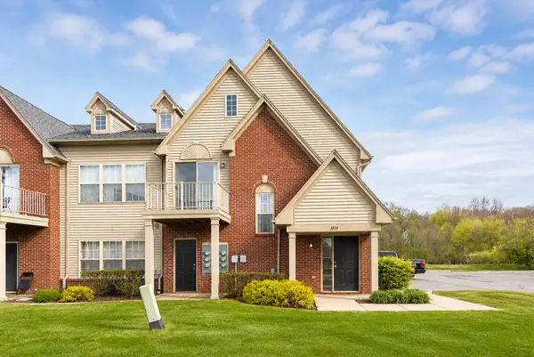 1039 Addington Lane, Ann Arbor, MI 48108