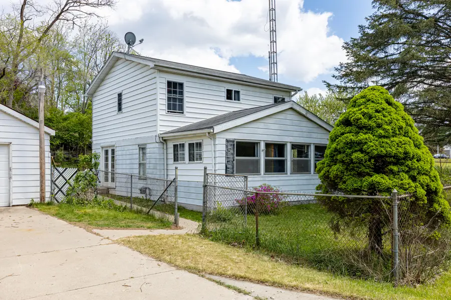407 Bagg Avenue, Jackson, MI 49203 - #2