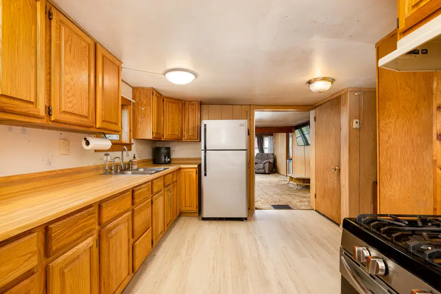 407 Bagg Avenue, Jackson, MI 49203 - #3
