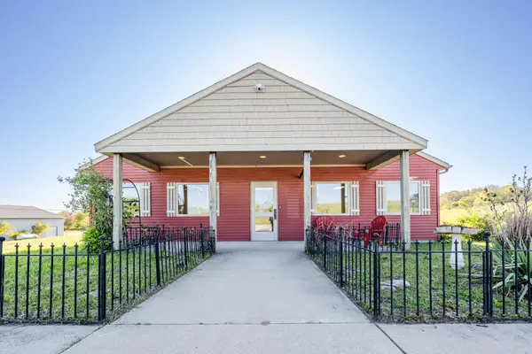 3251 Friday Road, Coloma, MI 49038
