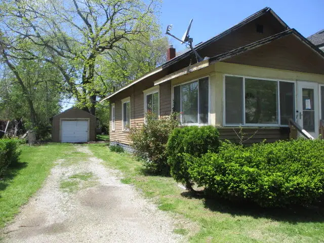 1010 Lavette Avenue, Benton Harbor, MI 49022 - #2