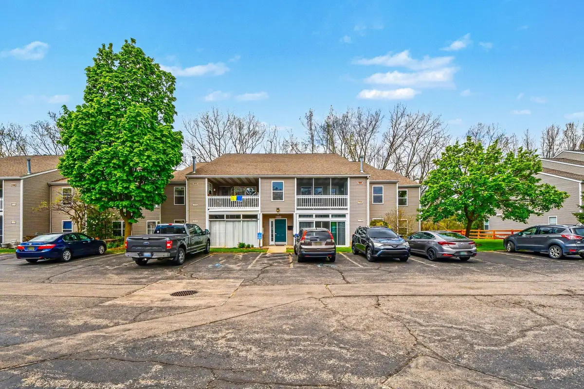 3101 Poplar Creek Drive Se #302, Grand Rapids, MI 49512 - #1