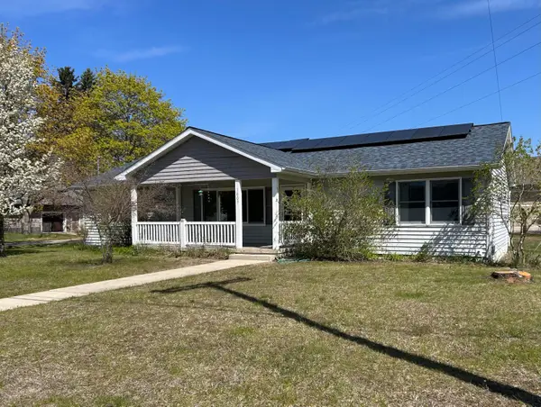 1003 Mitchell Street, Ludington, MI 49431