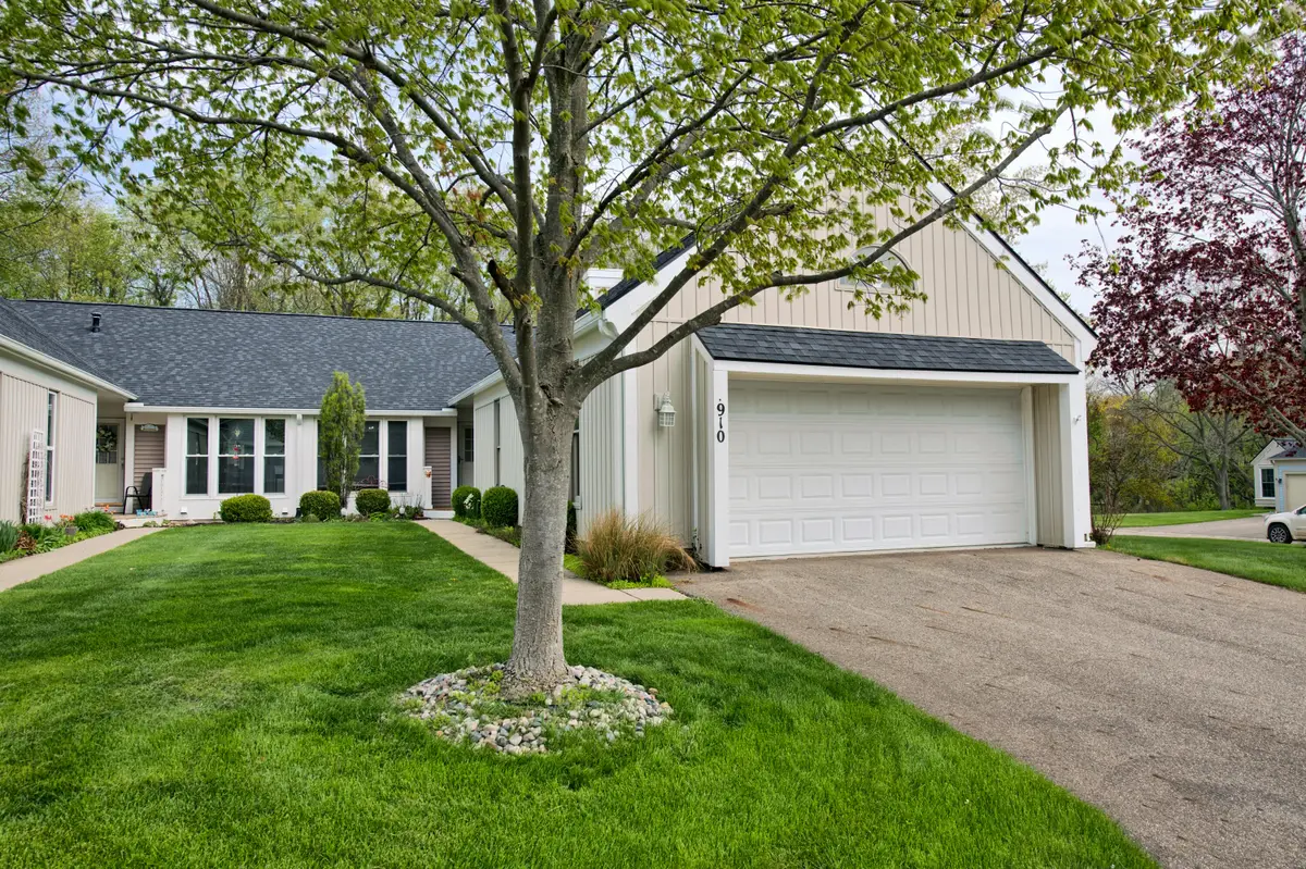 910 Cherrywood Circle, Portland, MI 48875 - #1