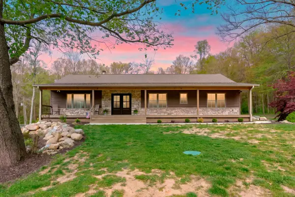 9797 Graham Road, Plainwell, MI 49080
