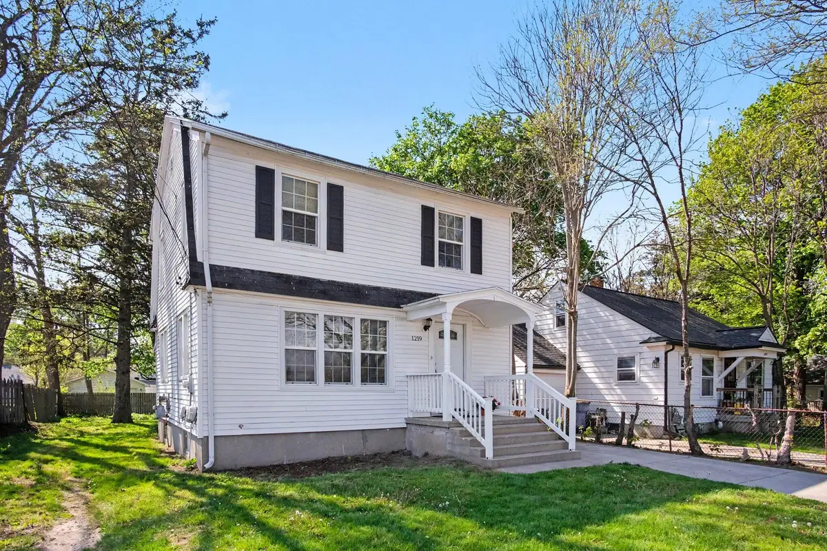 1219 Ball Avenue Ne, Grand Rapids, MI 49505 - #1