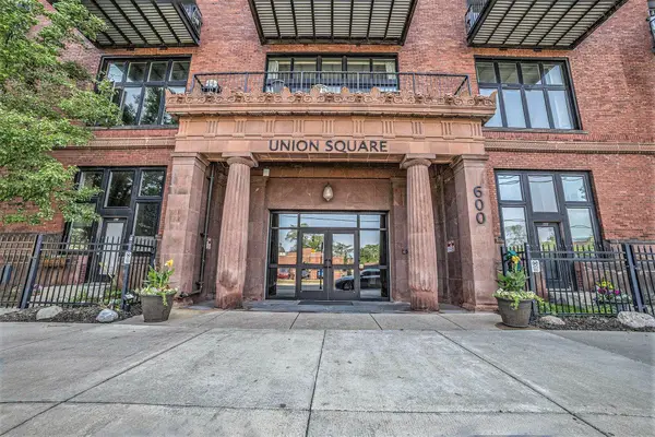 600 Broadway Avenue Nw #402, Grand Rapids, MI 49504