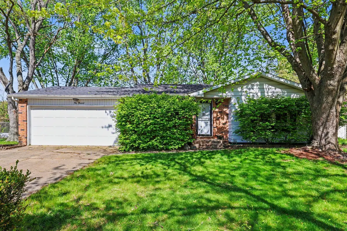 4000 Seaway Drive, Lansing, MI 48911 - #1