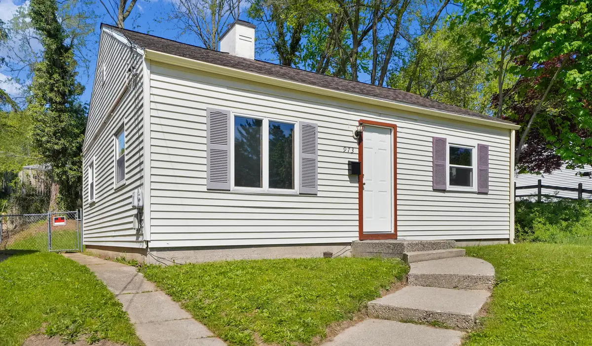 973 Valley Avenue Nw, Grand Rapids, MI 49504 - #1