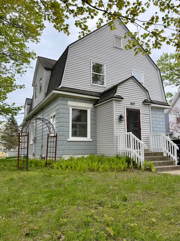 537 W Main Street, Fennville, MI 49408