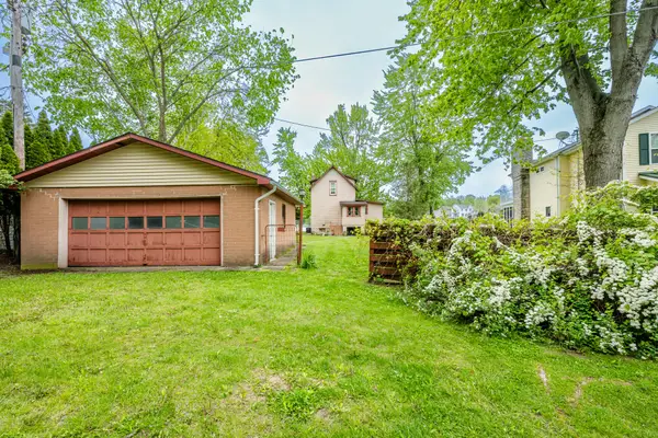 5615 Benson Terrace, Coloma, MI 49038