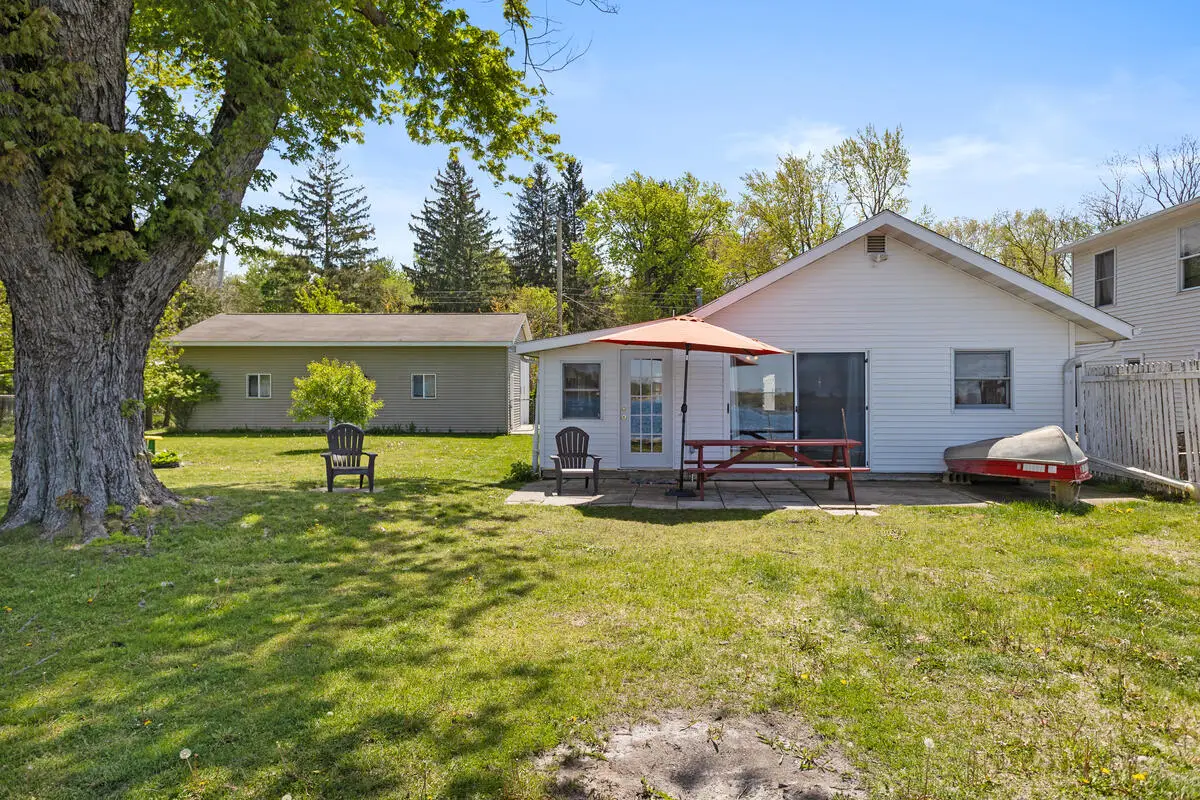 11334 E Shore Drive, Delton, MI 49046 - #1