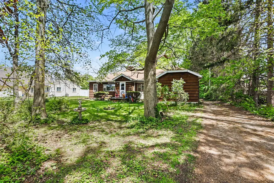3633 Lakeshore Drive, Saint Joseph, MI 49085 - #3