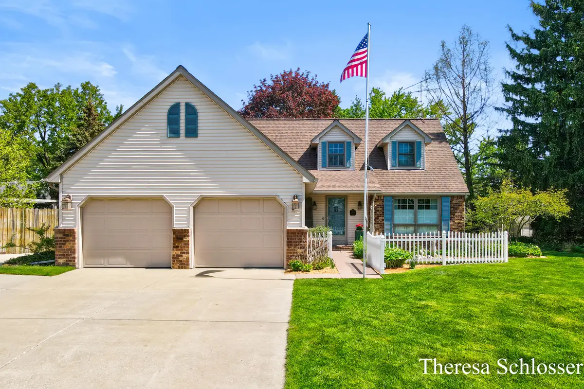 3704 Piute Drive Sw, Grandville, MI 49418 - #1