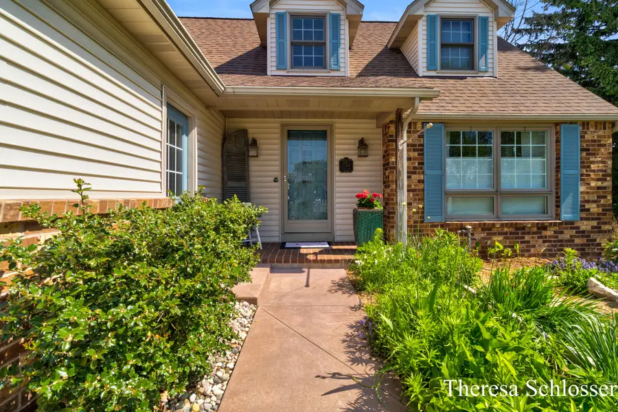 3704 Piute Drive Sw, Grandville, MI 49418 - #3