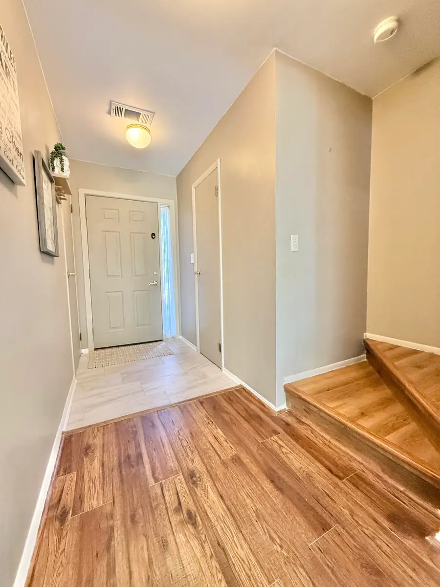 620 Watersedge Drive, Ann Arbor, MI 48105 - #2