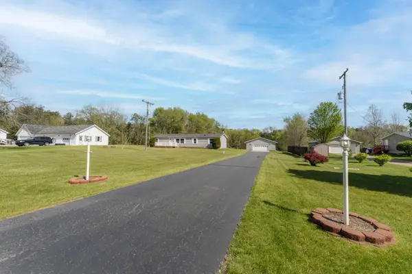 10175 E R Avenue E, Scotts, MI 49088