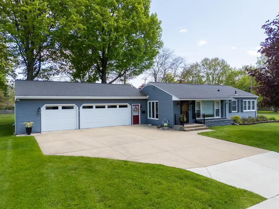 1904 Seminole Street, Kalamazoo, MI 49006 - #2