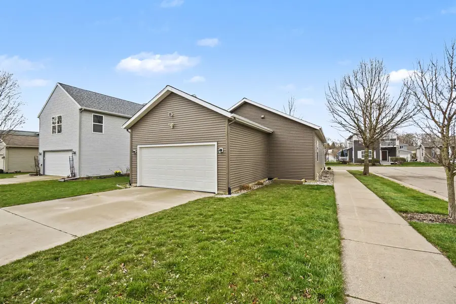 4355 Astoria Avenue Se, Grand Rapids, MI 49512 - #2