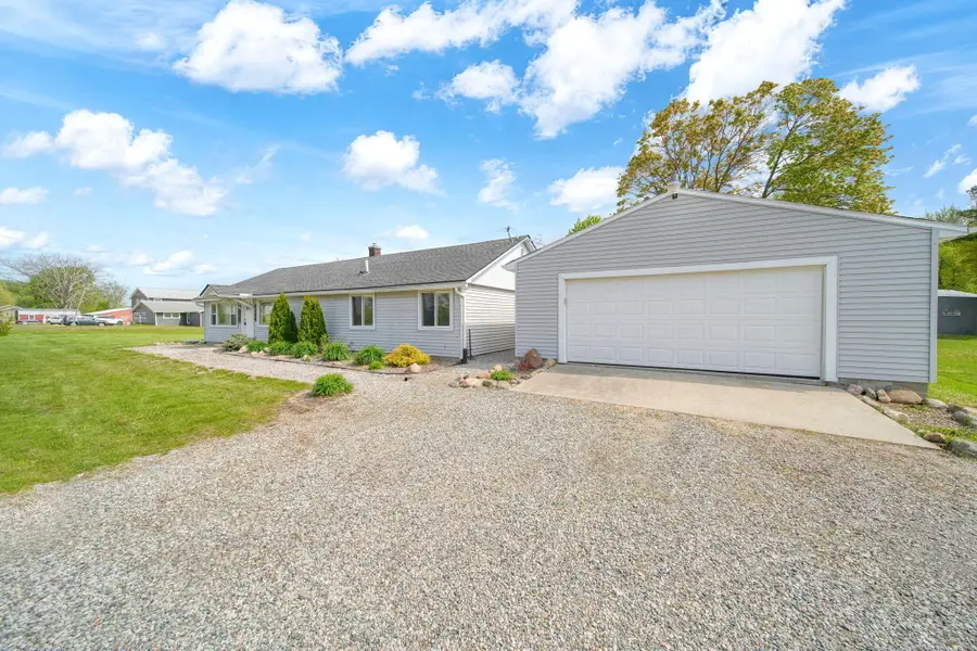 7224 W Us Highway 223, Adrian, MI 49221 - #3