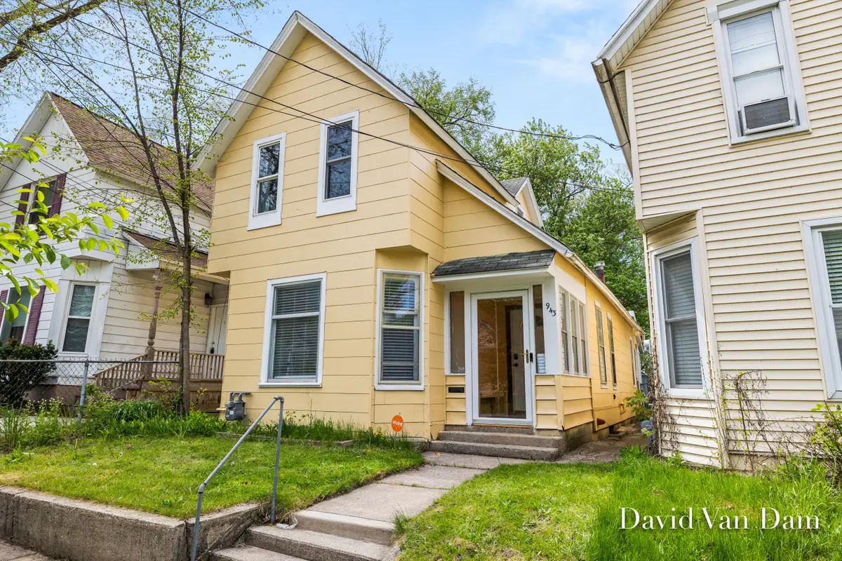 943 Prospect Avenue Ne, Grand Rapids, MI 49503 - #1