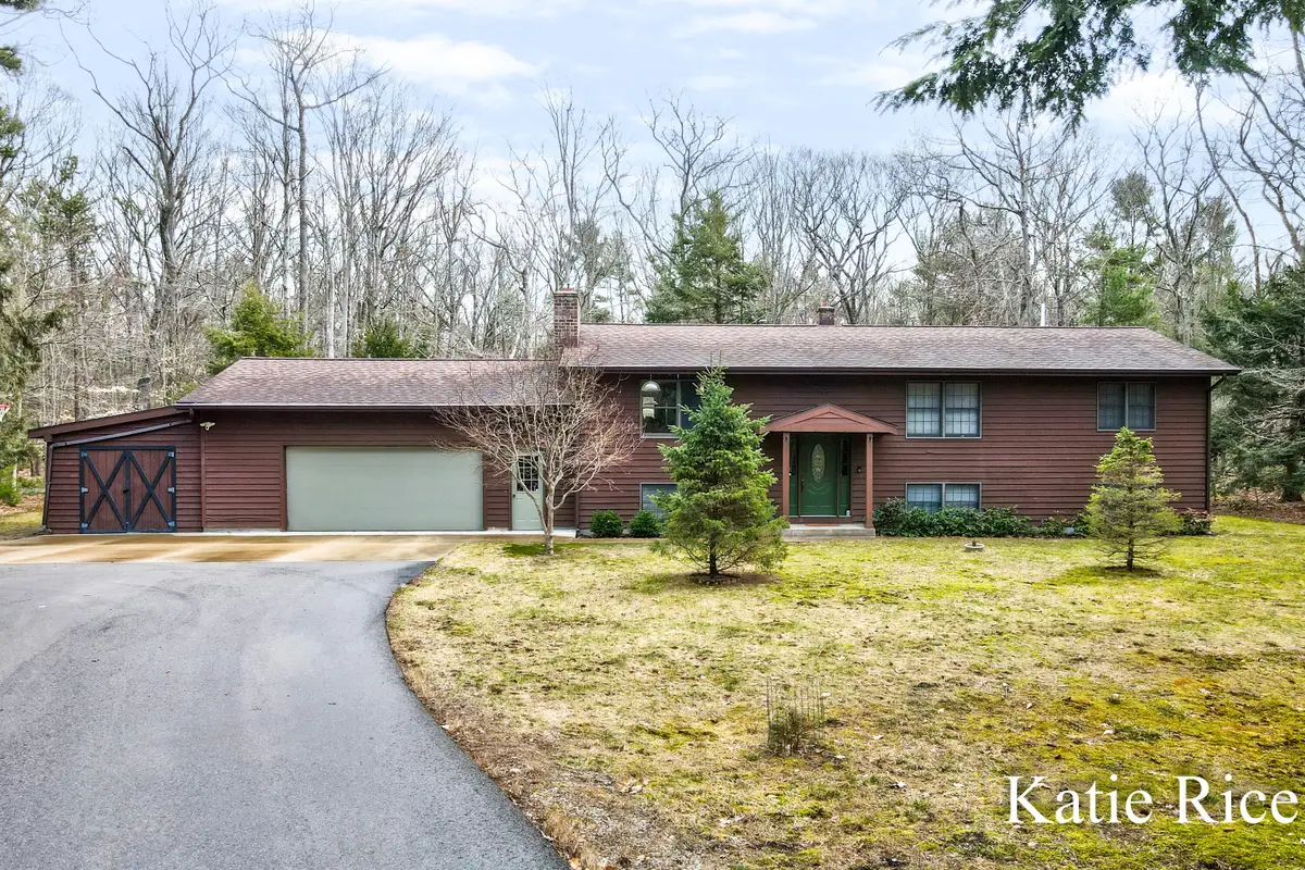 938 N Scenic Drive, Muskegon, MI 49445 - #1