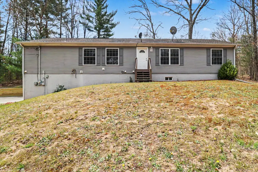 665 N Benson Road, Fountain, MI 49410 - #2