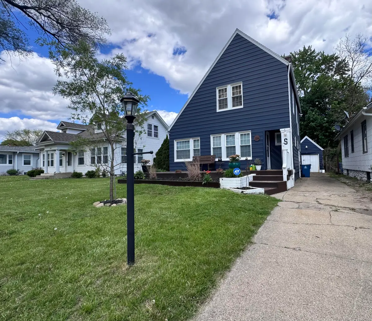 124 N Broad Street N, Battle Creek, MI 49017 - #1