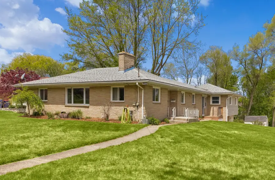 1605 Bridge Street Nw, Grand Rapids, MI 49504 - #2