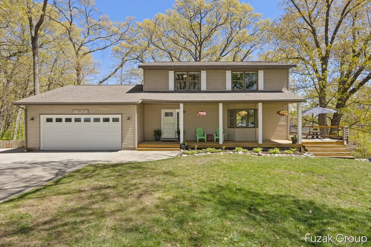 15780 Ridge Lane, Spring Lake, MI 49456 - #1