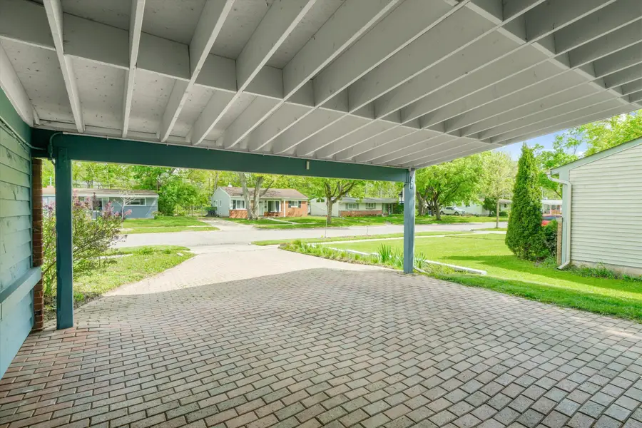 2658 Hampshire Road, Ann Arbor, MI 48104 - #3