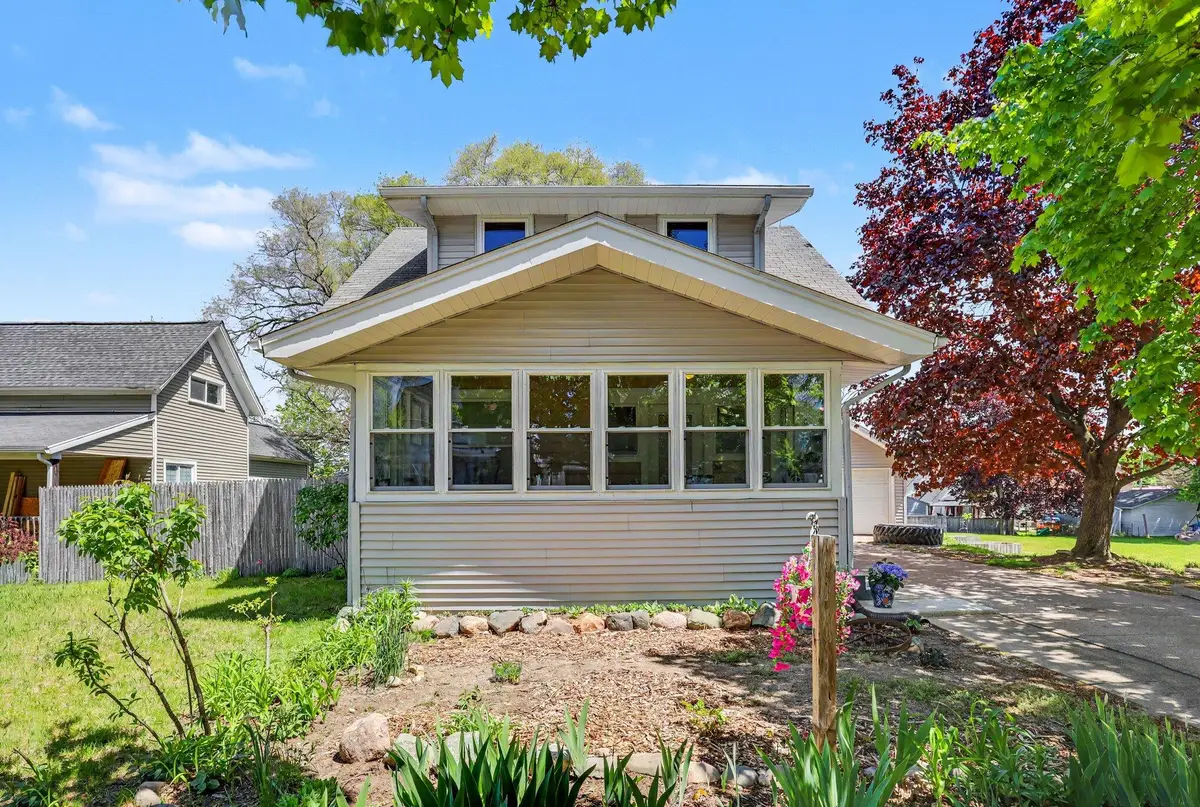 422 Pine Street, Belding, MI 48809 - #1