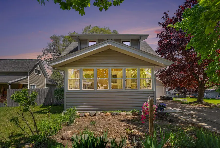 422 Pine Street, Belding, MI 48809 - #2