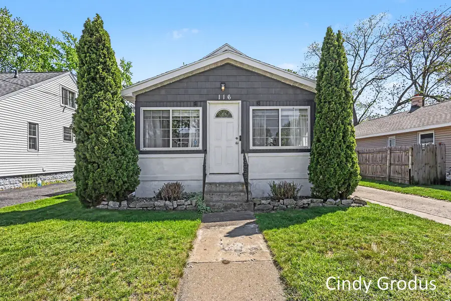 116 32nd Street Se, Wyoming, MI 49548 - #3