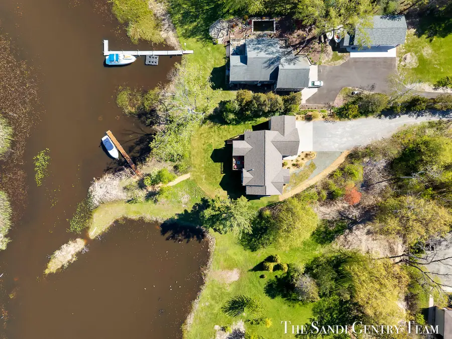 17940 Cove Street, Spring Lake, MI 49456 - #3