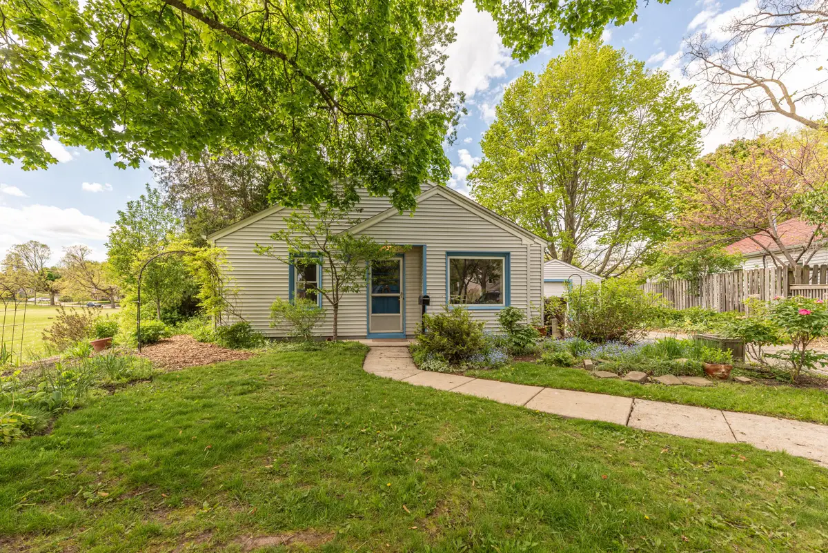 1807 Hiawatha Place, Ann Arbor, MI 48105 - #1