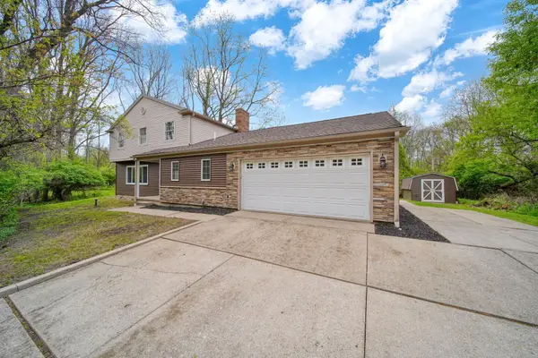 2755 Robinson Road, Jackson, MI 49203