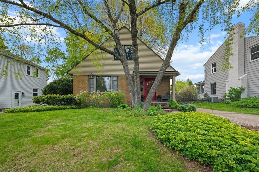 1730 Cambridge Drive Se, Grand Rapids, MI 49506 - #2