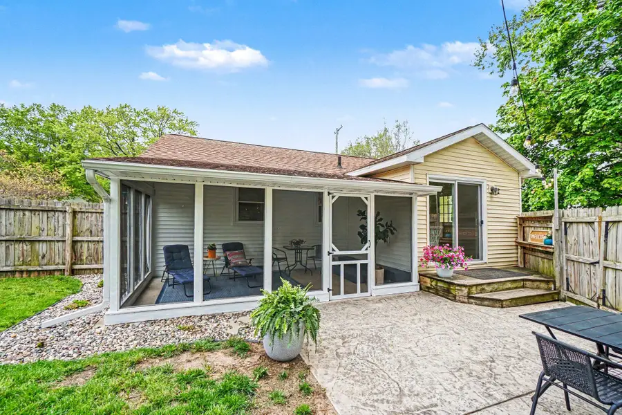 412 Boston Avenue, Portage, MI 49002 - #3